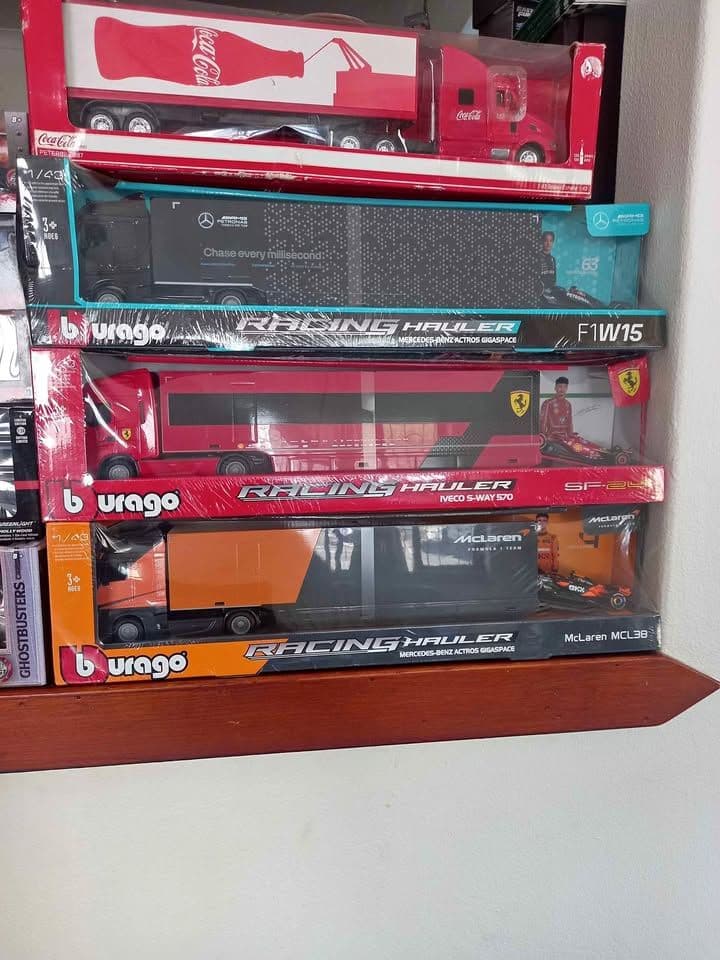 Bburago 1:43 F1 Team Racing Haulers – Ferrari SF-24, Mercedes W15 & McLaren MCL38 Diecast Transporters